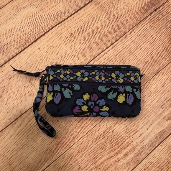 Vera Bradley Handbags - Vera Bradley Wristlet